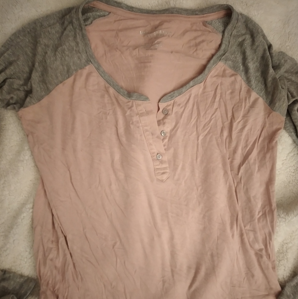 AE soft and light shirt